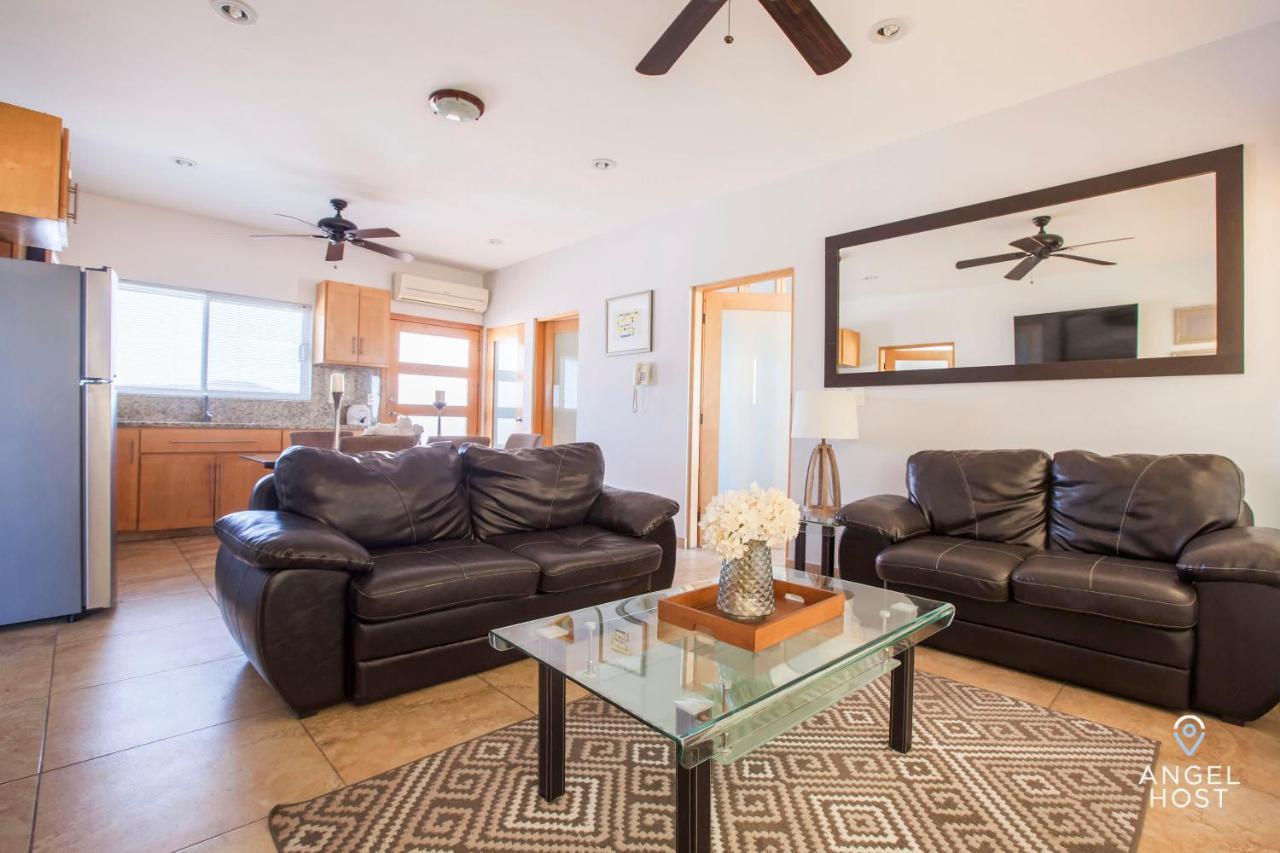 Oceanview Living Space & Balcony With Fiberoptic Wifi! La Paz Luaran gambar