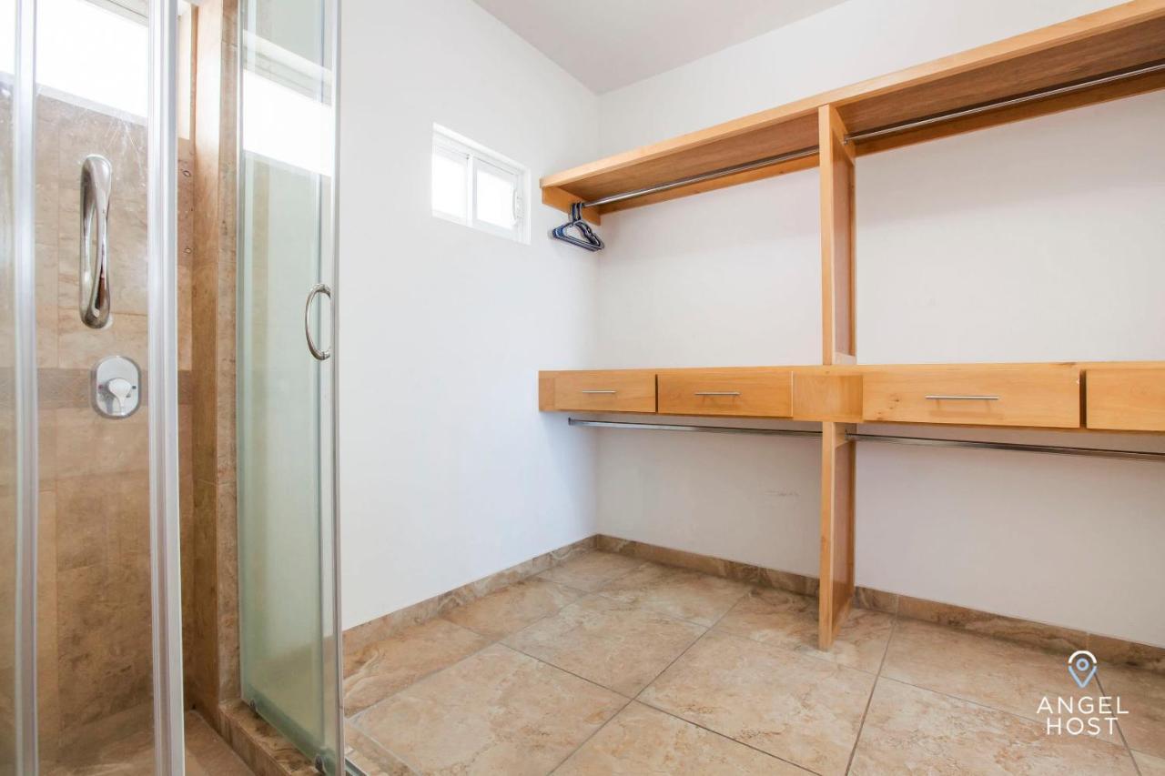 Oceanview Living Space & Balcony With Fiberoptic Wifi! La Paz Luaran gambar