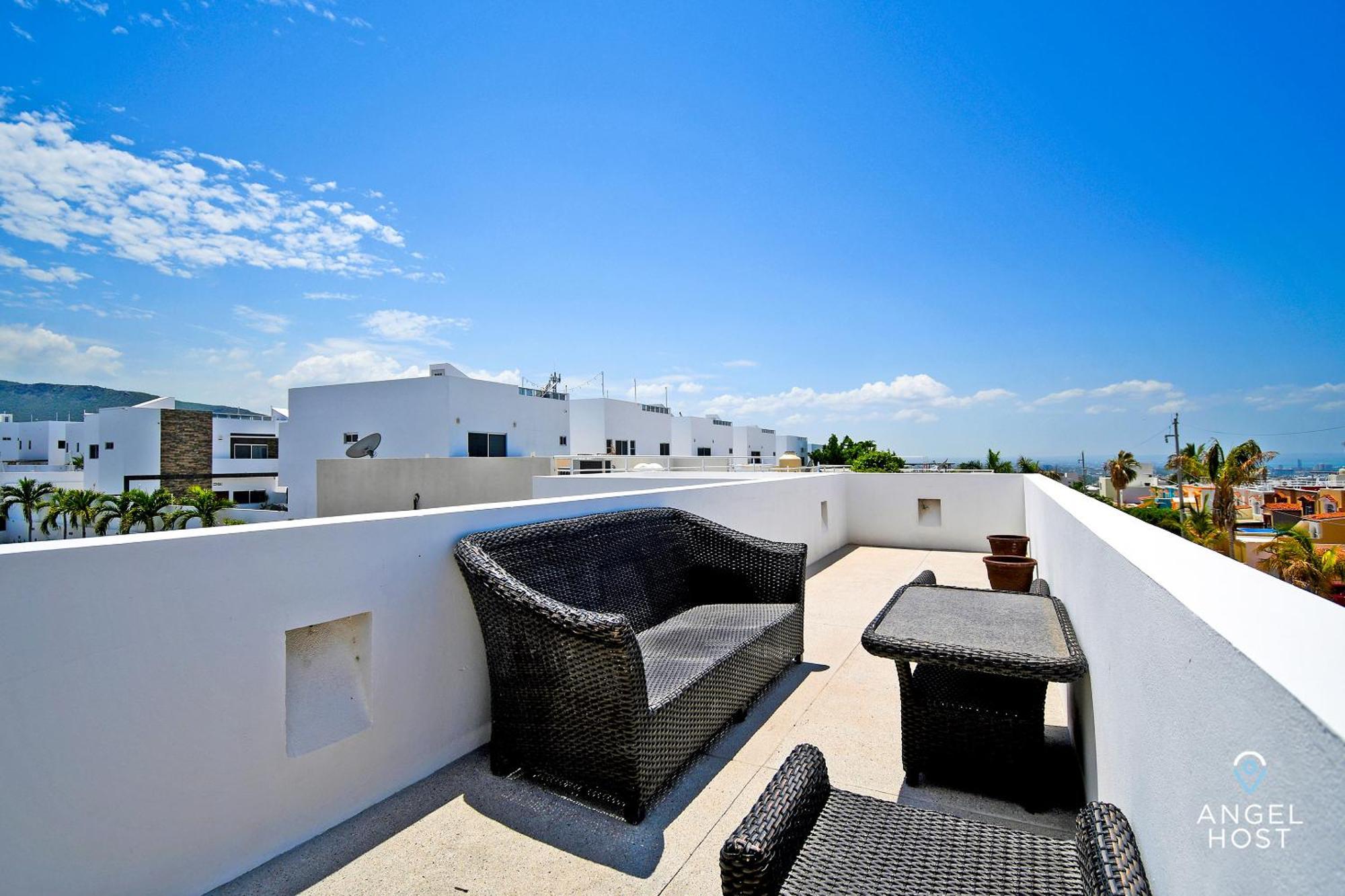 Oceanview Living Space & Balcony With Fiberoptic Wifi! La Paz Luaran gambar