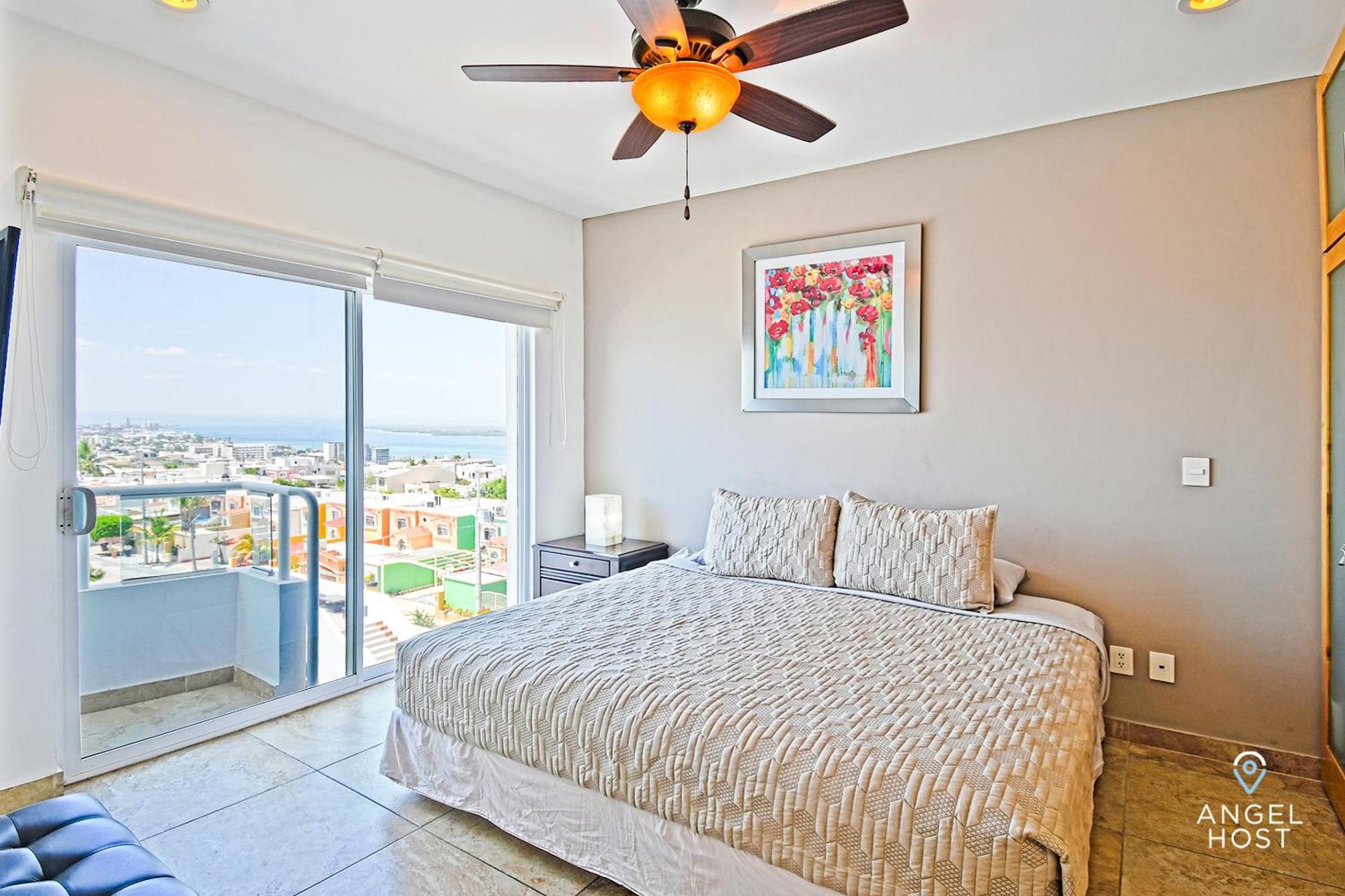 Oceanview Living Space & Balcony With Fiberoptic Wifi! La Paz Luaran gambar