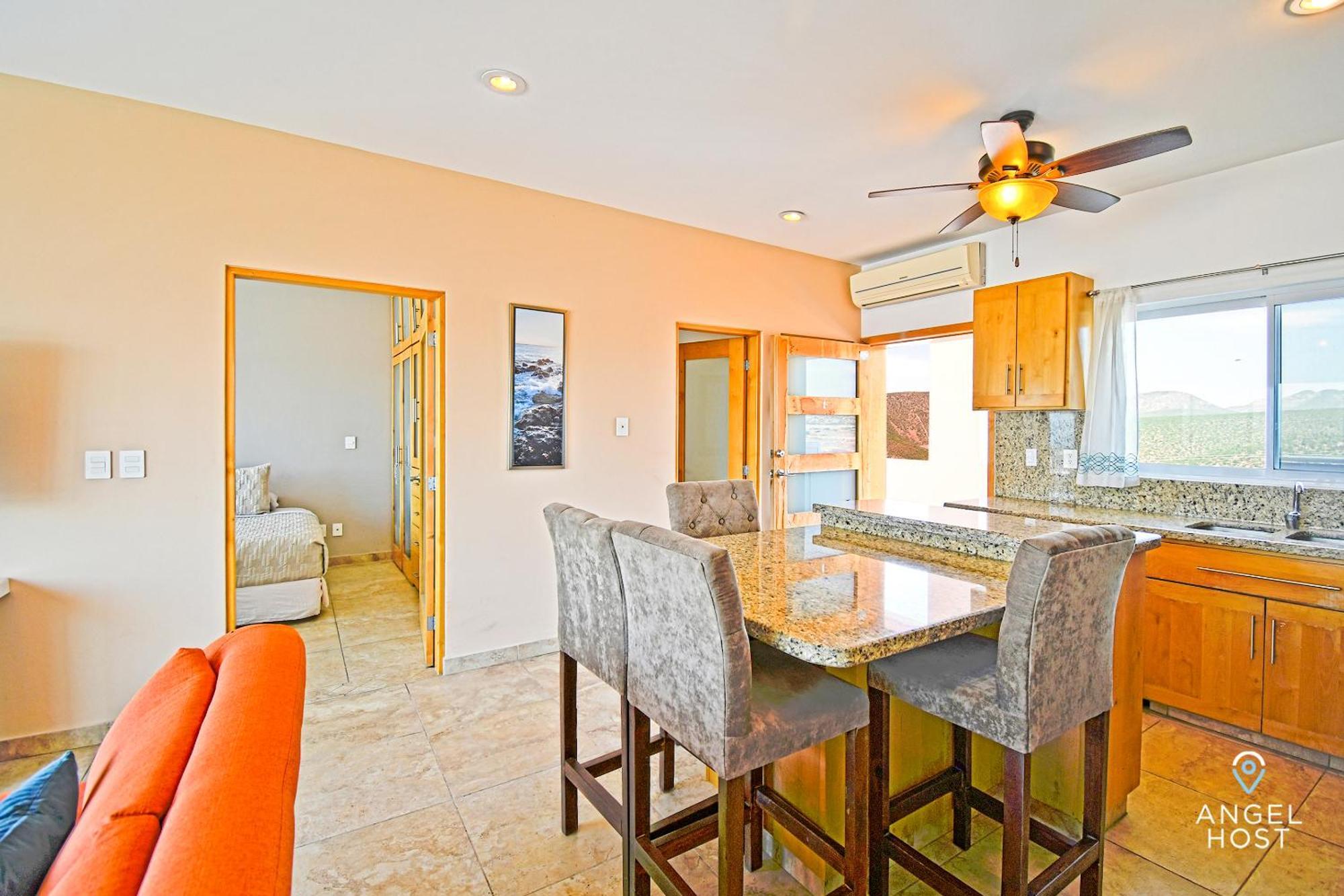 Oceanview Living Space & Balcony With Fiberoptic Wifi! La Paz Luaran gambar
